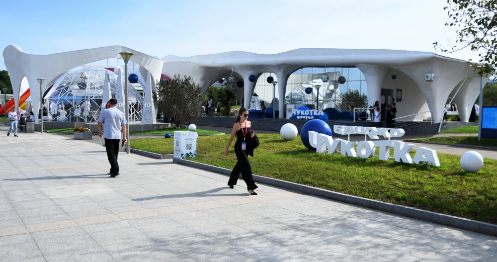 Более 50 тысяч посетителей побывали на выставке "Улица Дальнего Востока" на ВЭФ