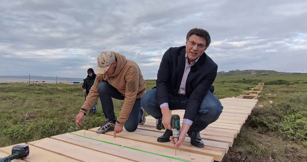 В символическом начале строительства "Тиркытирской тропы" поучаствовала вся Россия