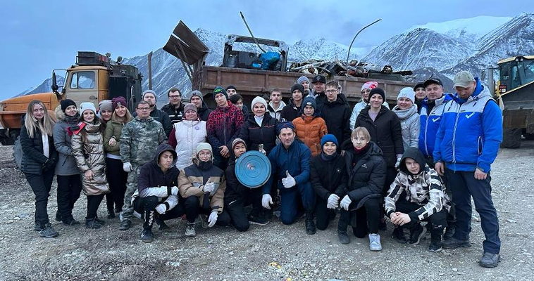 Более 20 кубометров мусора собрали жители Эгвекинота в микрорайоне Озёрный