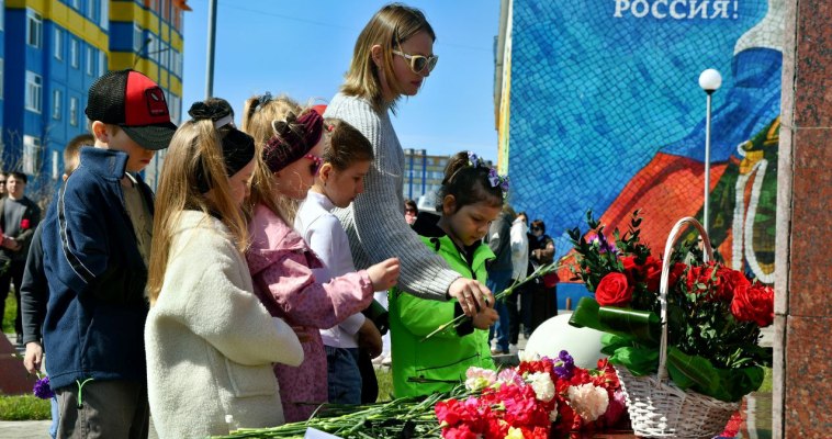 Сотни жителей Анадыря почтили память погибших в годы Великой Отечественной войны