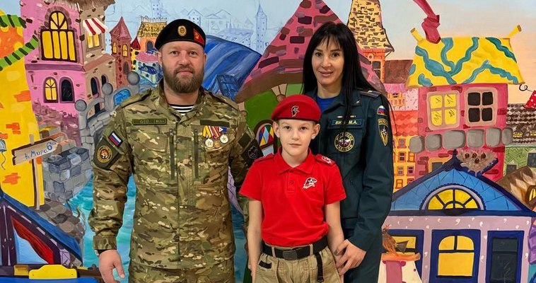 Более двухсот работ поступило на окружной конкурс "Папин день календаря"