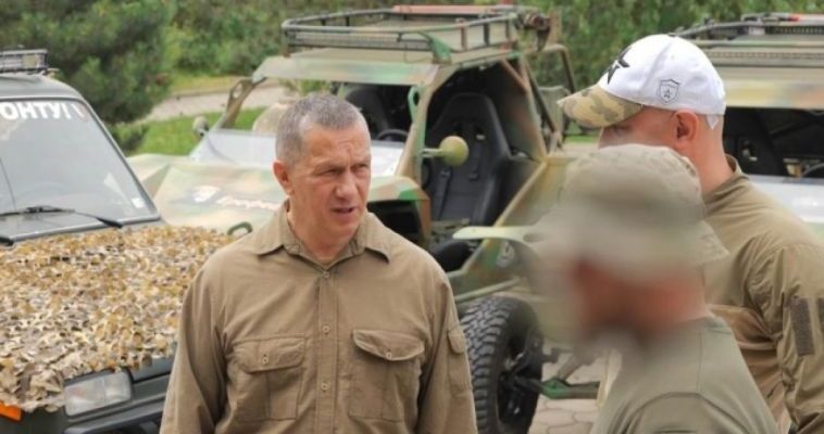 Юрий Трутнев рассказал о чести, долге и чиновниках, идущих на СВО