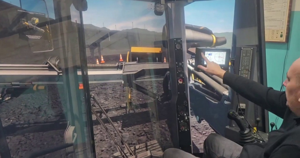 Бурильщиков для горных предприятий обучают в Анадыре на уникальном тренажере