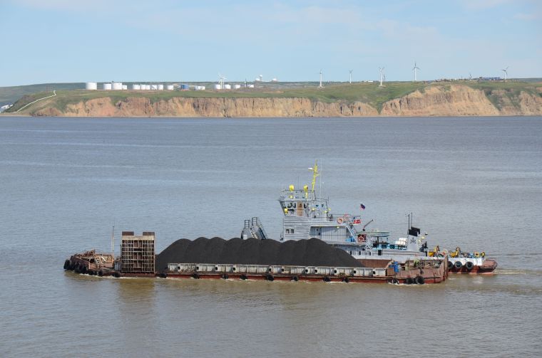 На Чукотку в рамках северного завоза доставили 81 тыс. тонн угля