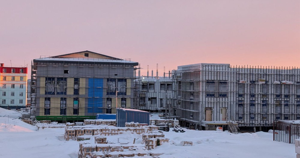 Нового подрядчика привлекут для завершения строительства школы в Анадыре