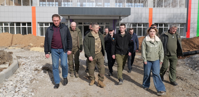 Юрий Трутнев проверил ход восстановительных работ в ДНР