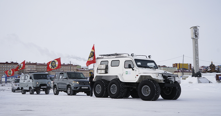 Православные провели автомобильный крестный ход из Анадыря в Угольные Копи