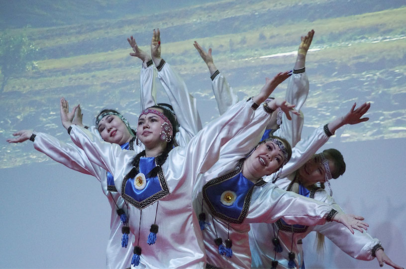 Ансамбль Тыркытир на фестивале "Сокровища Севера"